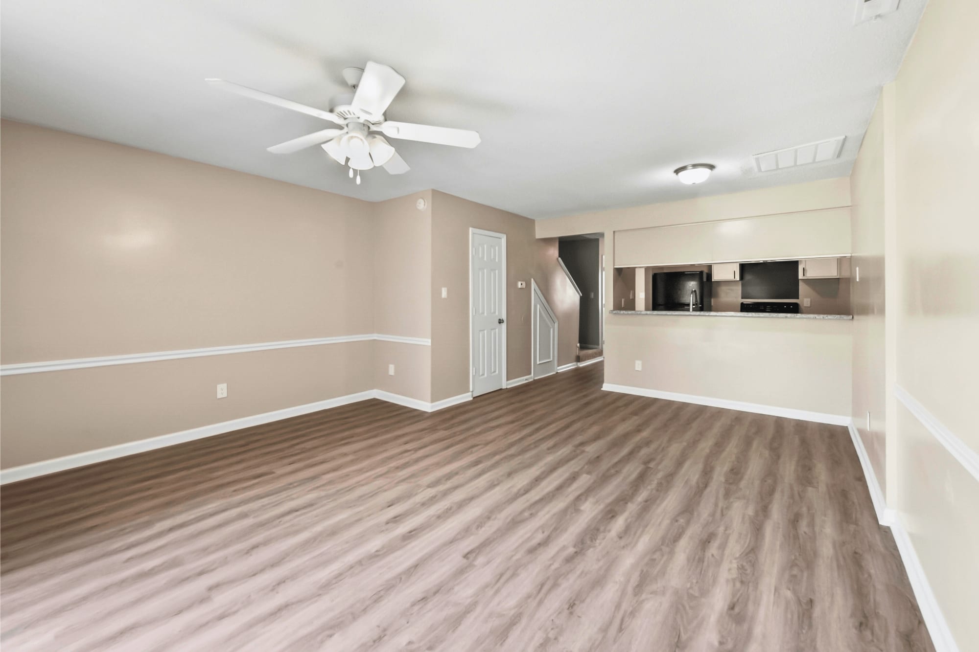 North Ingleside Townhomes – photo 2