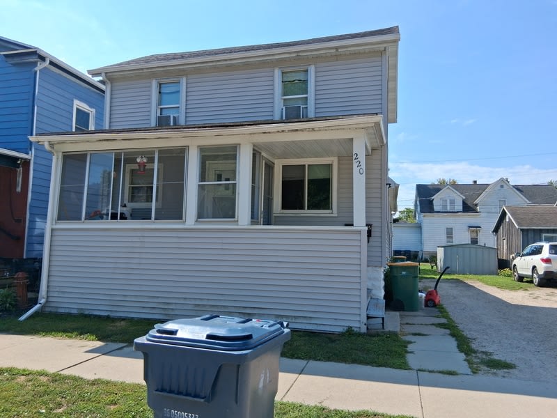 220 6th Street – photo 2