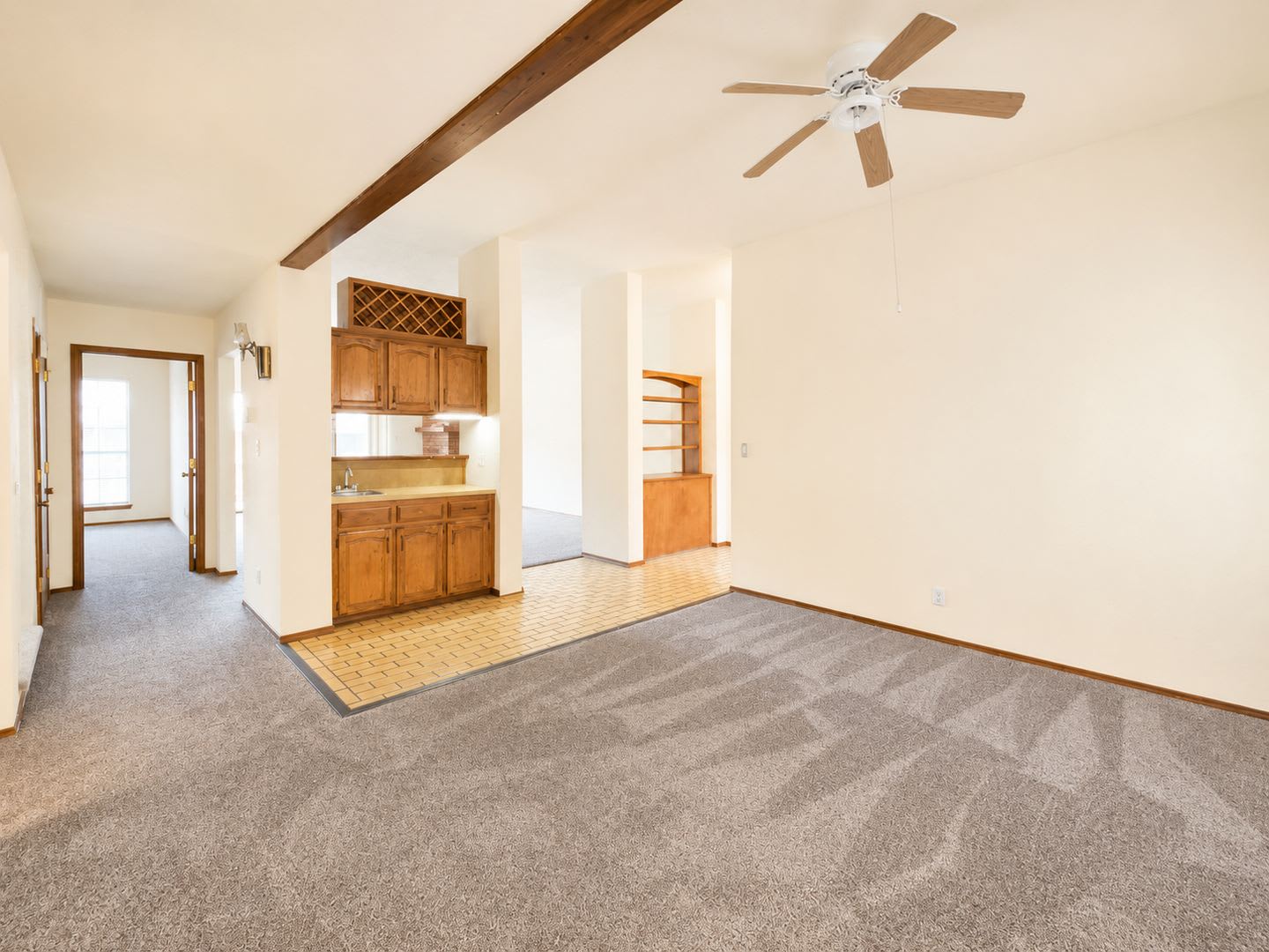 Incredibly spacious two-story condo in a NE heights neighborhood. – photo 4