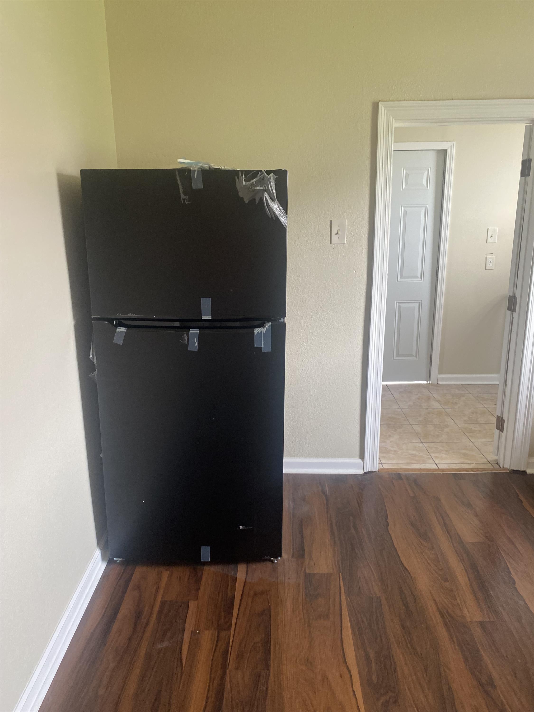 520 Robinson Avenue – photo 3