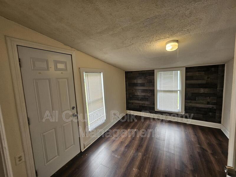 1734 35th St. NW – photo 3