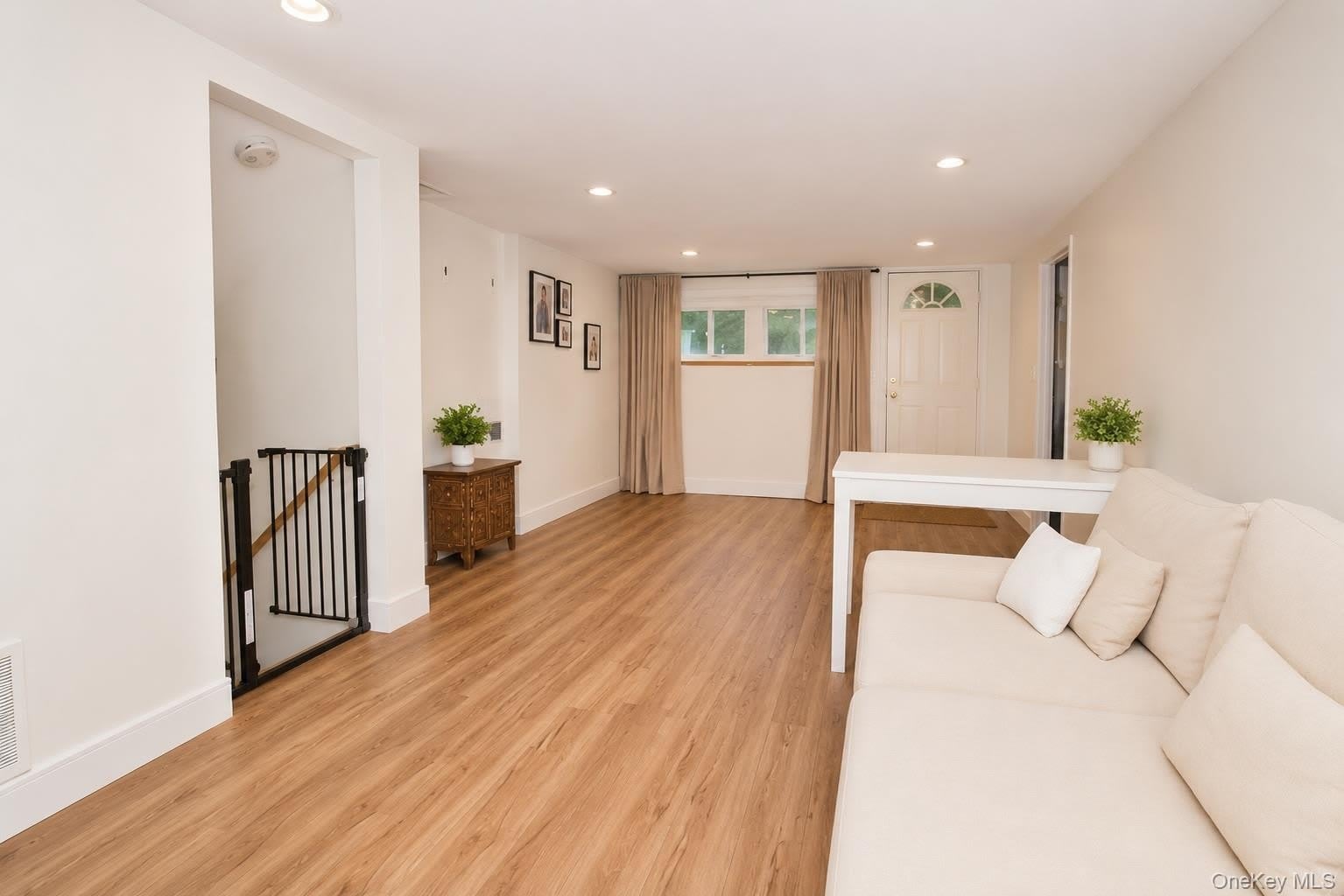 51 Whitman Avenue – photo 4