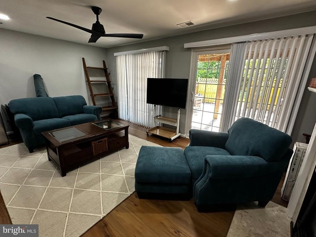 11593 Nellings Place – photo 5