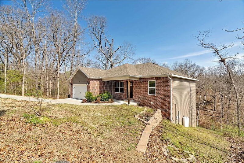 54 Morvan Drive – photo 2