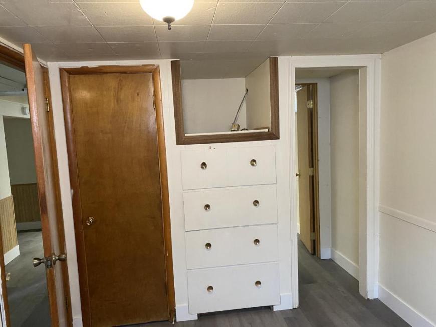 826 Avenue C – photo 5