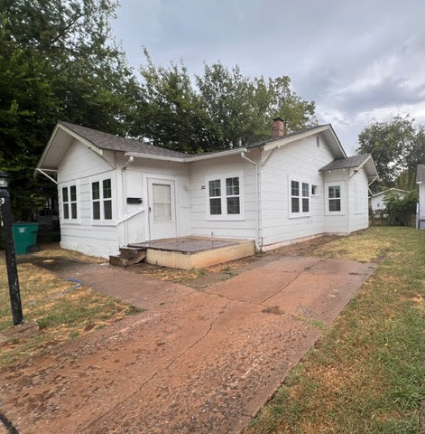 1004 NW 31 – photo 2