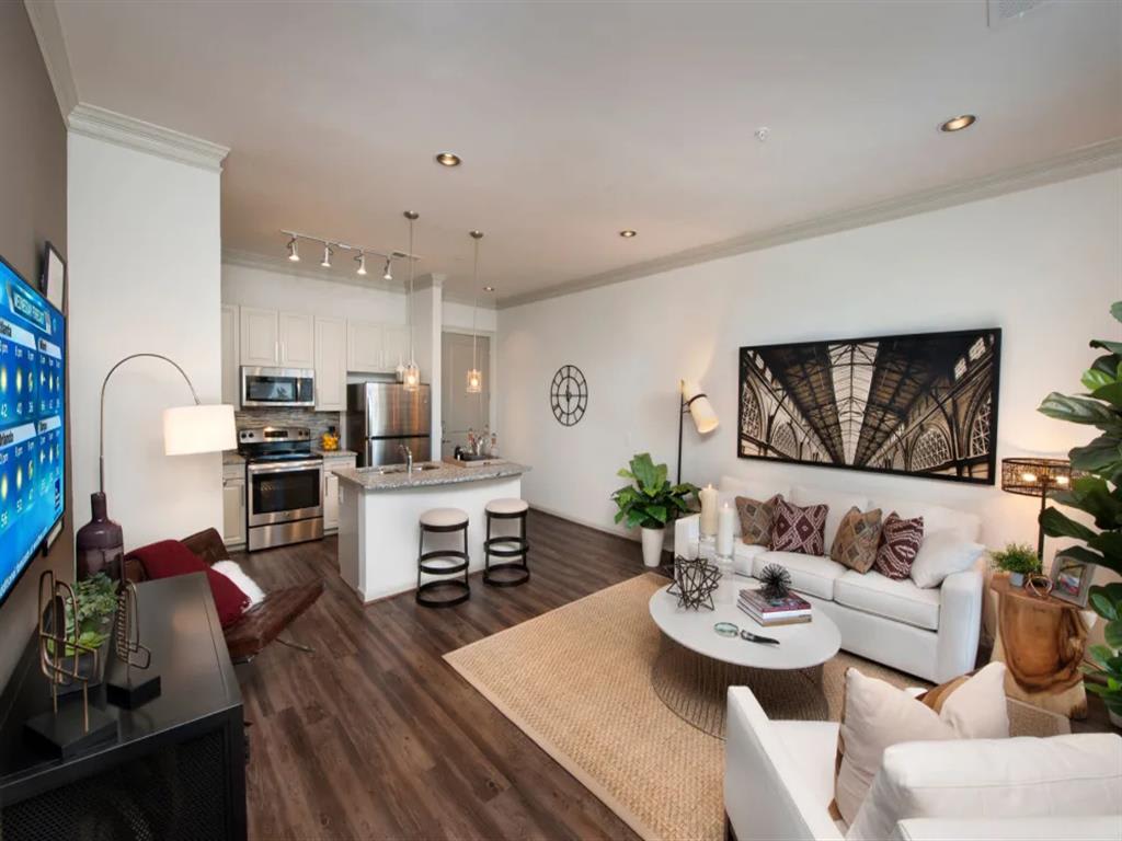 2370 Main at Sugarloaf – photo 3