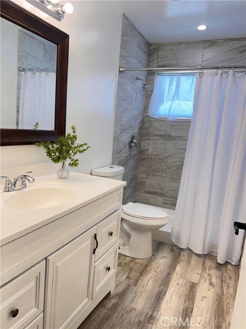 6141 Dalecrest Avenue – photo 2