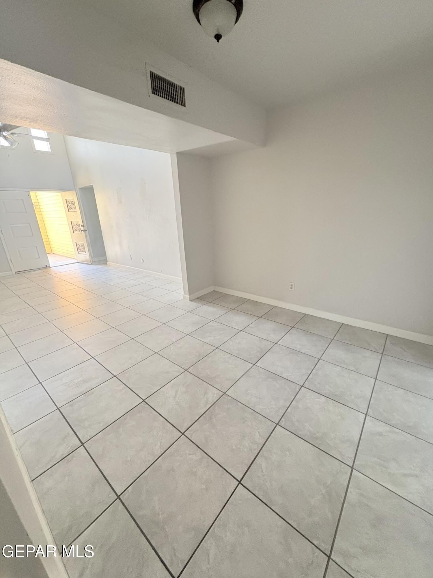 1587 Catham Circle – photo 3