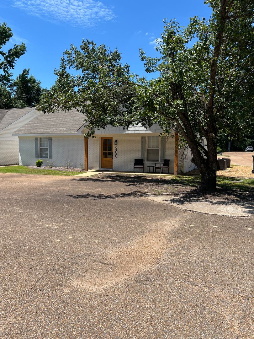 200 Leigh Lane, Oxford, MS – photo 3