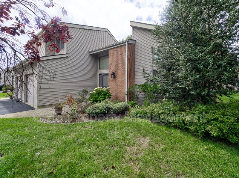 26 White Swan Way – photo 3