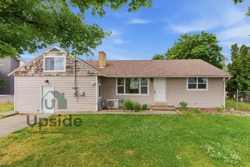 8719 East Valleyway Avenue – photo 2