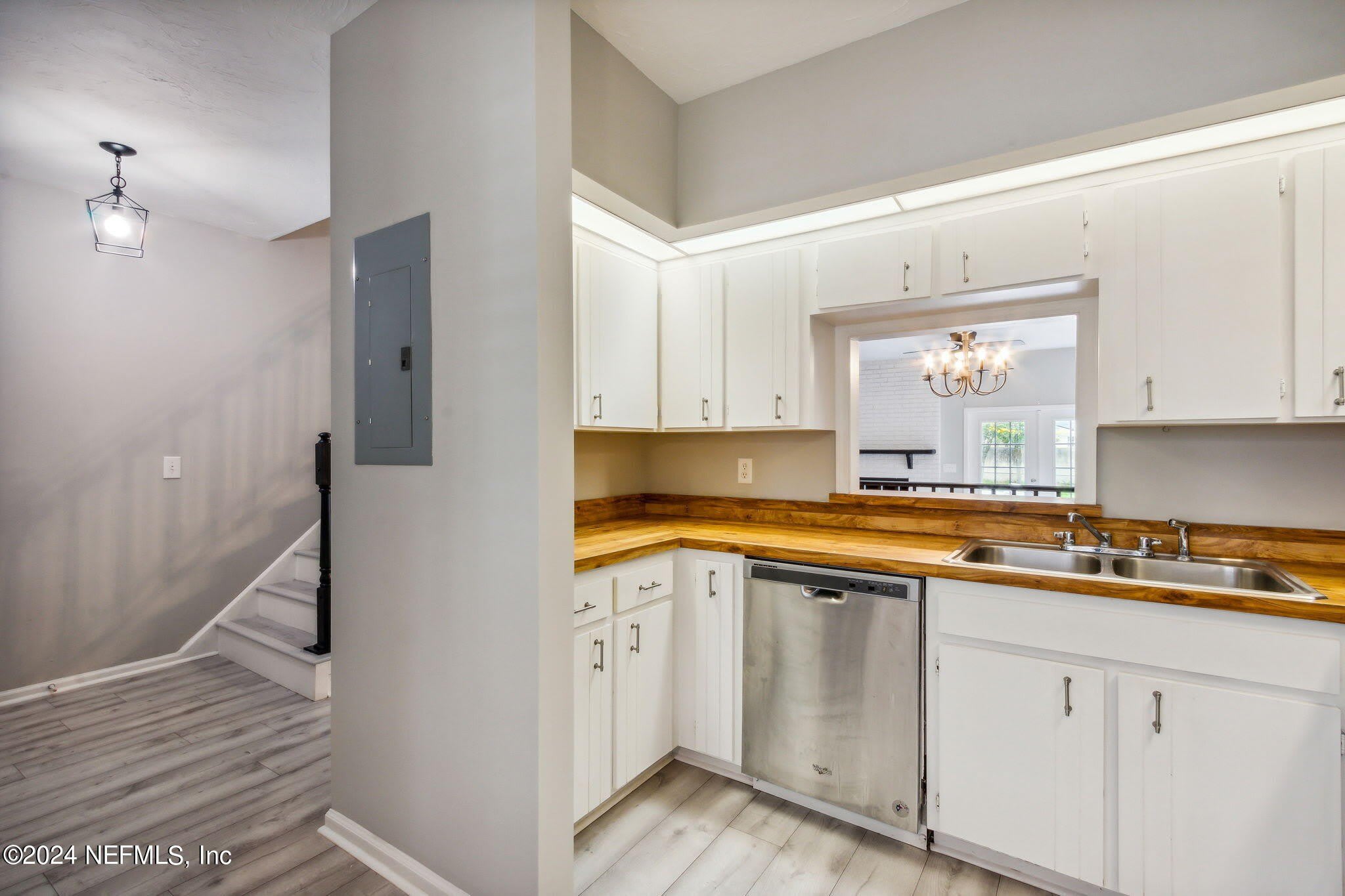 9252 SAN JOSE Boulevard – photo 5