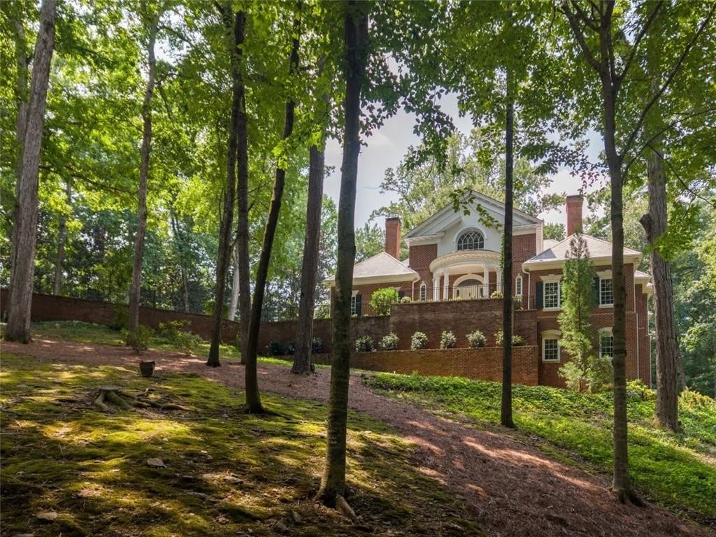 140 Valley Road NW – photo 2