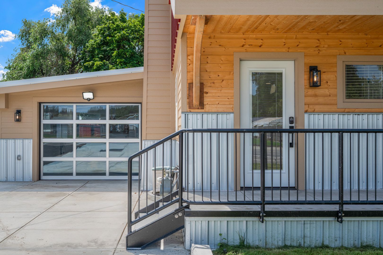 Complete Rebuild Modern Finishes 3 Bedroom 2 Bath Spokane Valley Home fenced backyard – photo 3