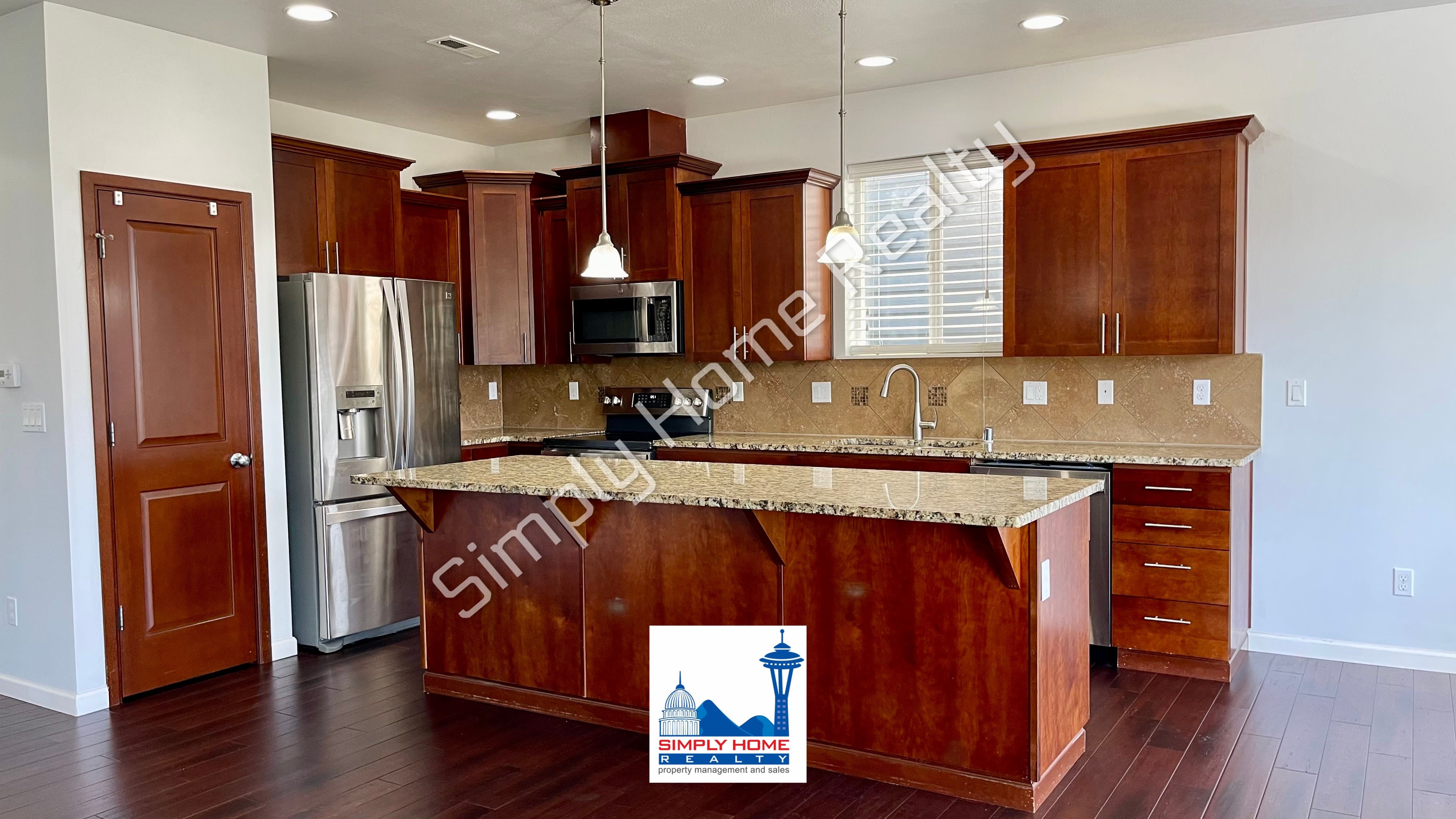 9967 Dotson St SE – photo 4
