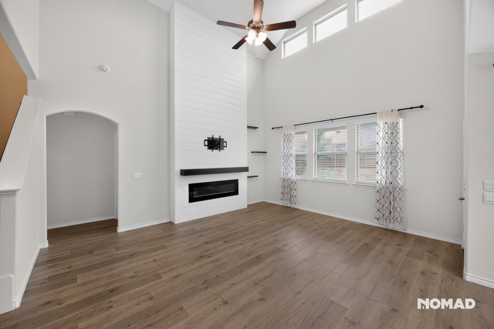 Beautiful 2023-Built Home in Highly Rated Melissa ISD – EV Charger Included! – photo 3