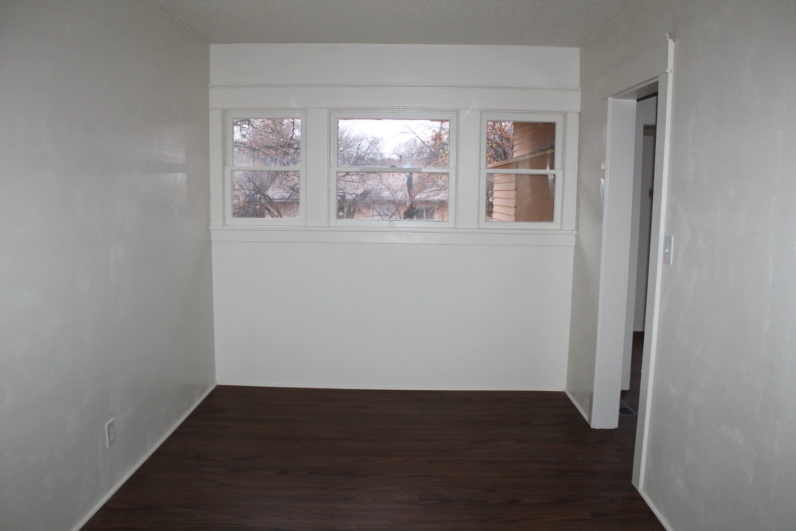 1835 Melrose – photo 4