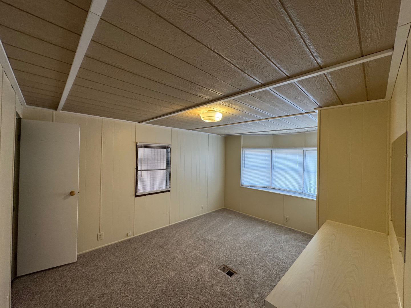 Spacious 2 Bedroom Mobile Home For Rent In Fairlane Acres Bradenton Fl – photo 5