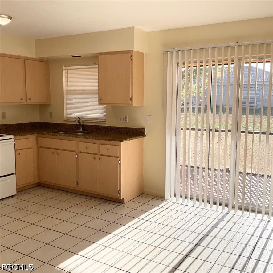 1423 Andalusia Boulevard – photo 3