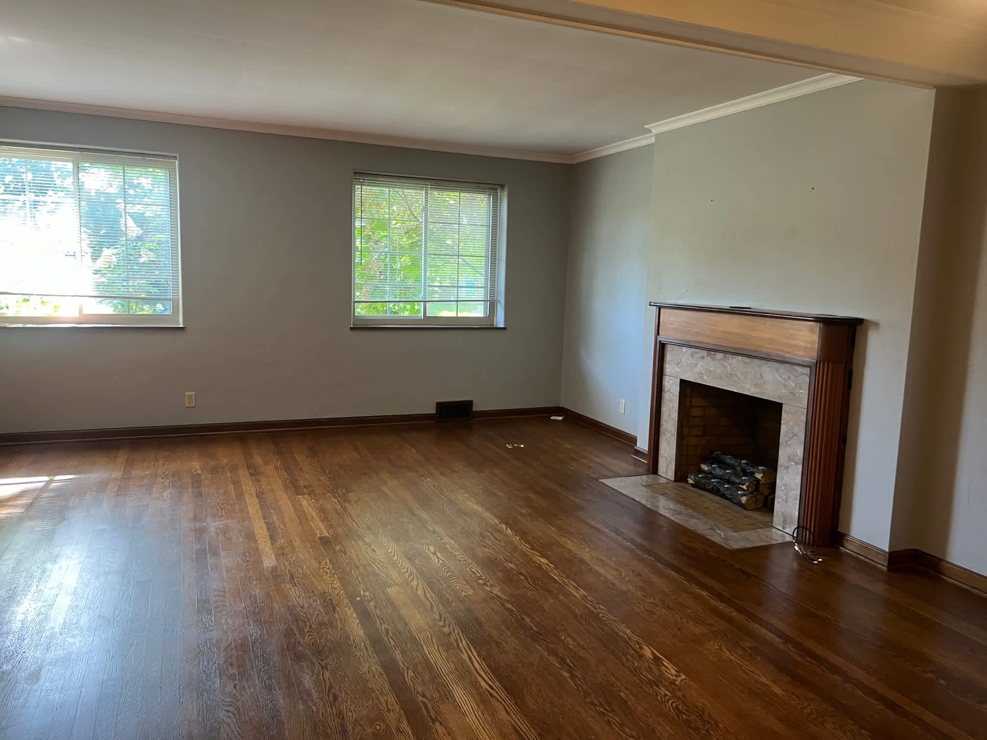1597 Grandview Ave – photo 5