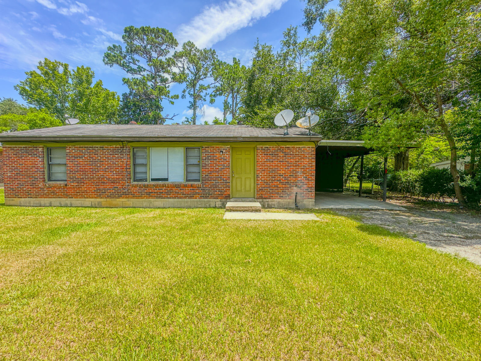 800 Stillwater Dr – photo 1