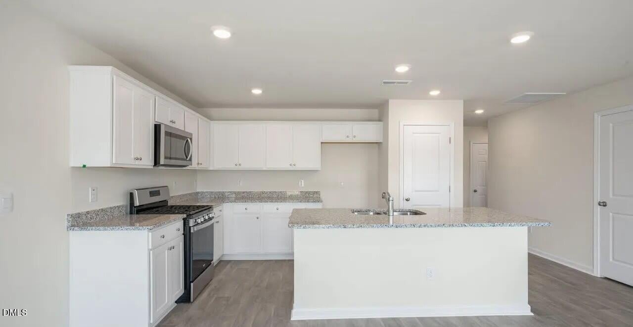 216 Olive Branch Street – photo 4