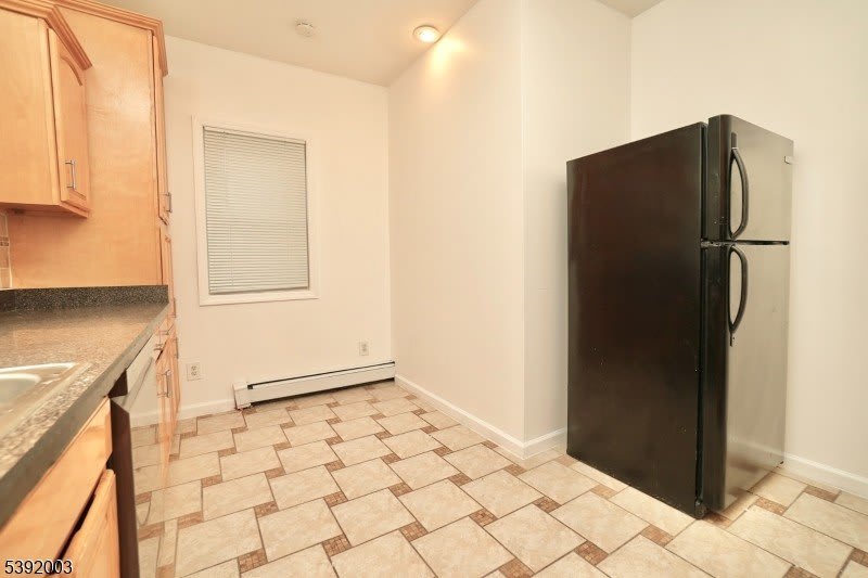466 Cortlandt St 2nd Floor – photo 5