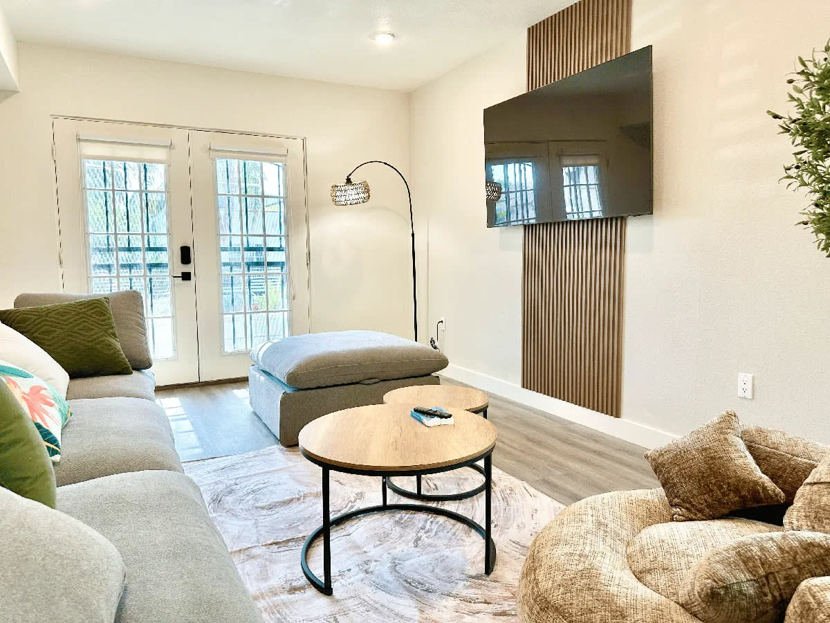 1312 1 2 Mariposa Avenue – photo 4
