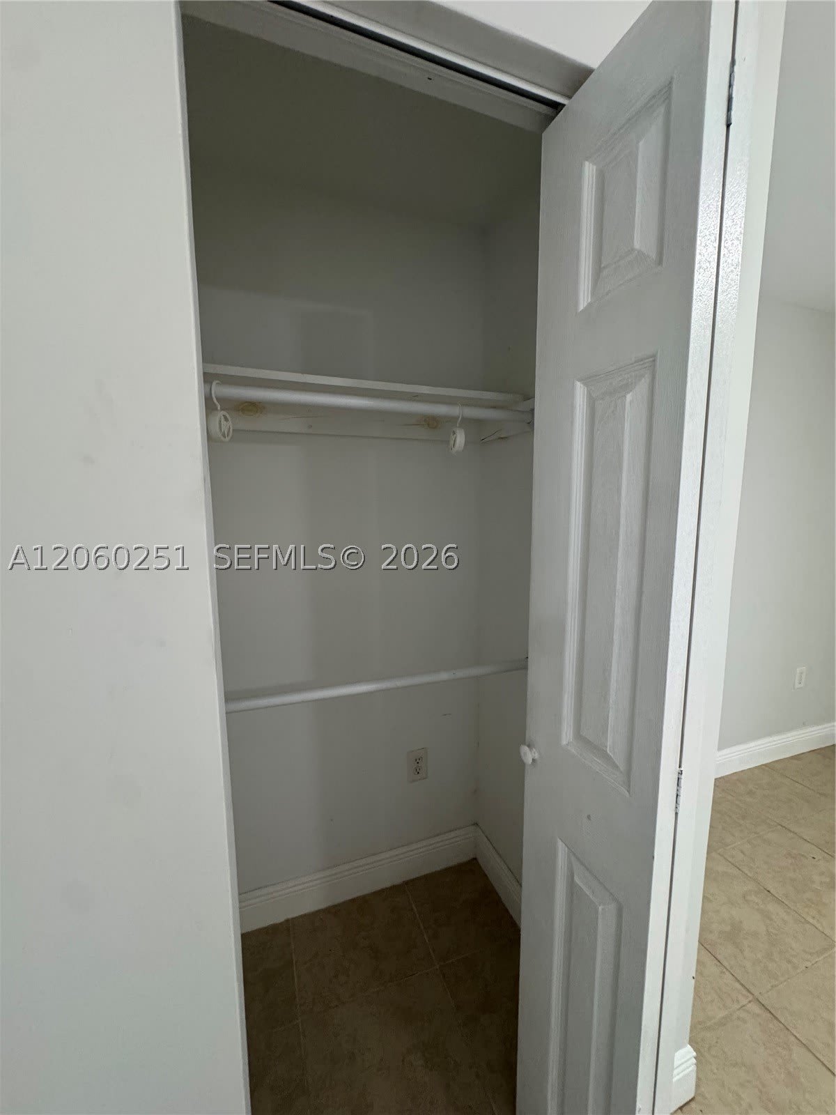 2311 NW 15th St – photo 4