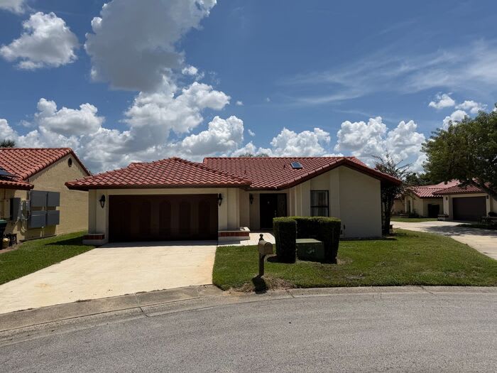 8102 Ibiza Court South – photo 2