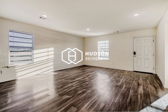 1211 North Van Buren Street – photo 4