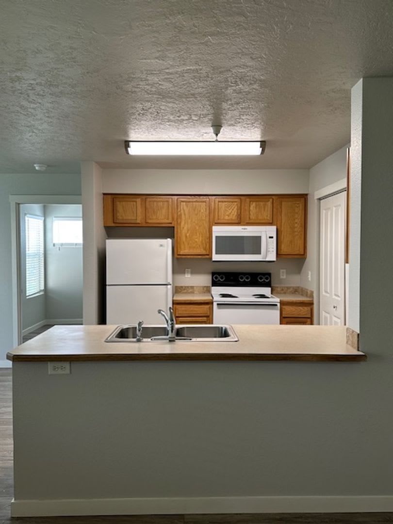 7018 NOAH – photo 1