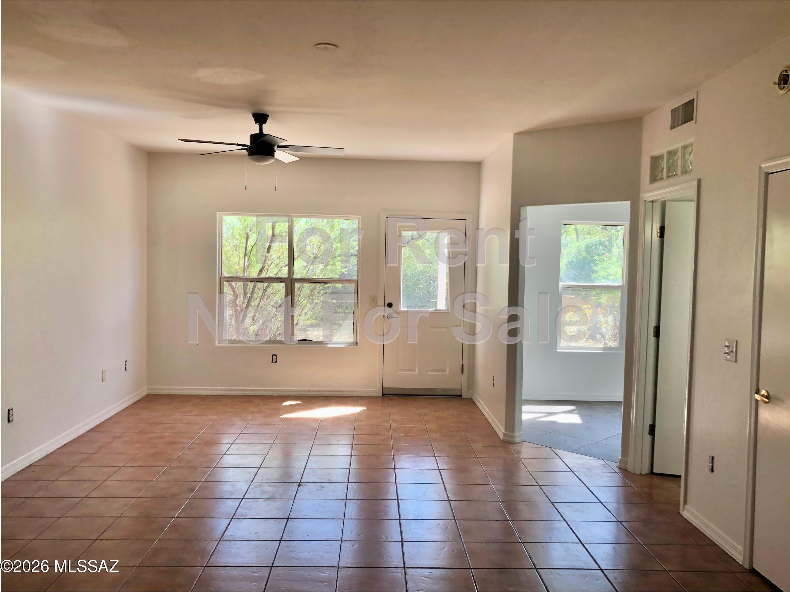 575 E Roger – photo 2