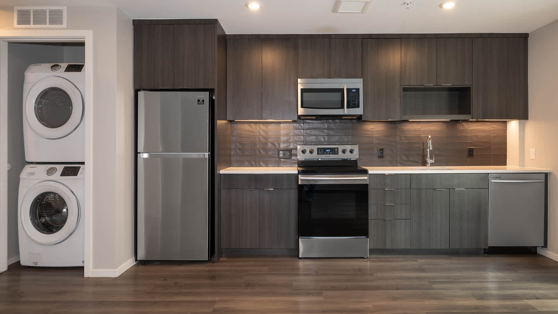 Milo Apartments – photo 2