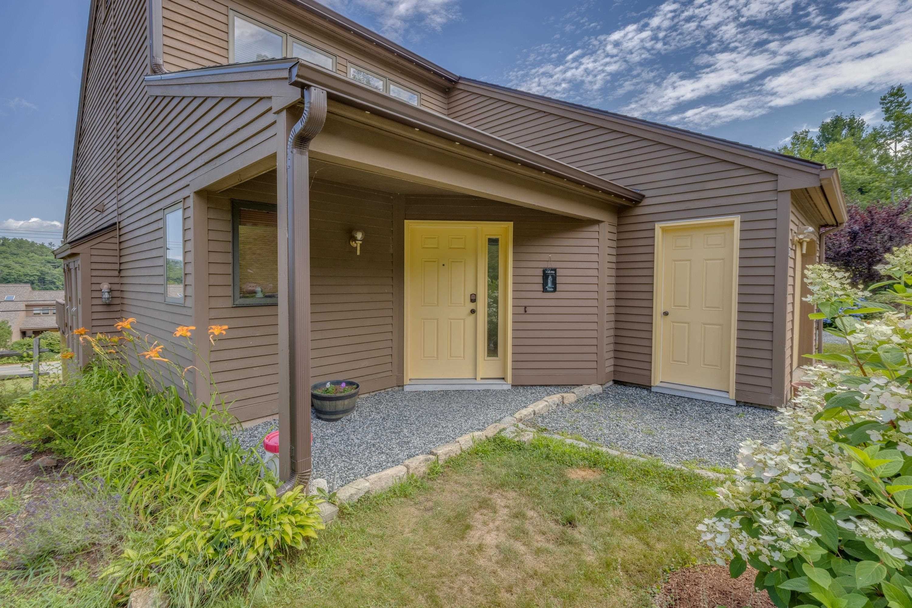 21 Woodbury Drive – photo 2