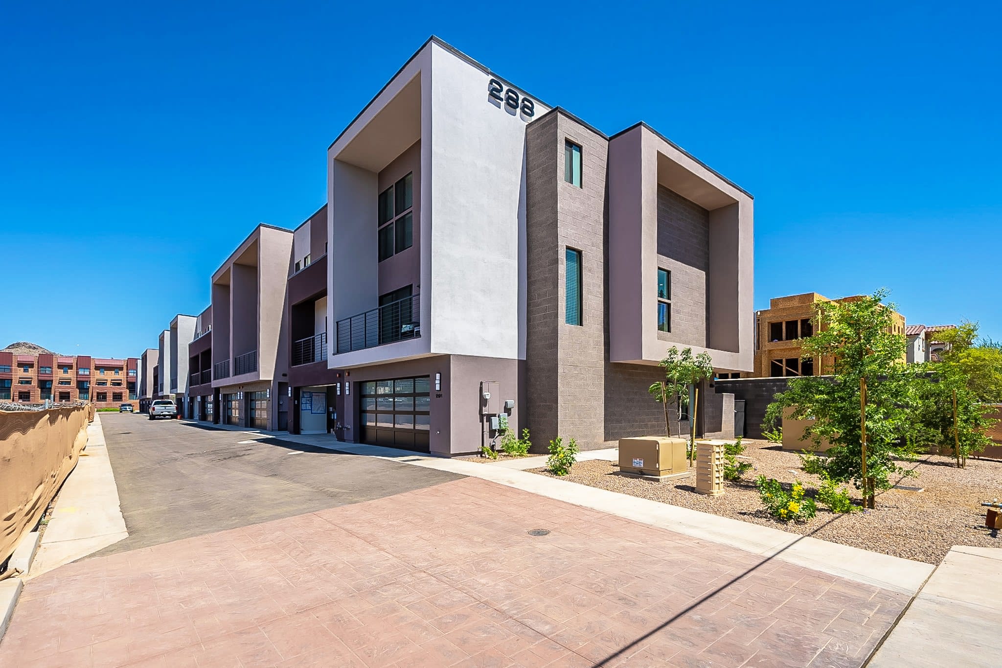 Roosevelt Luxury Townhomes – photo 1