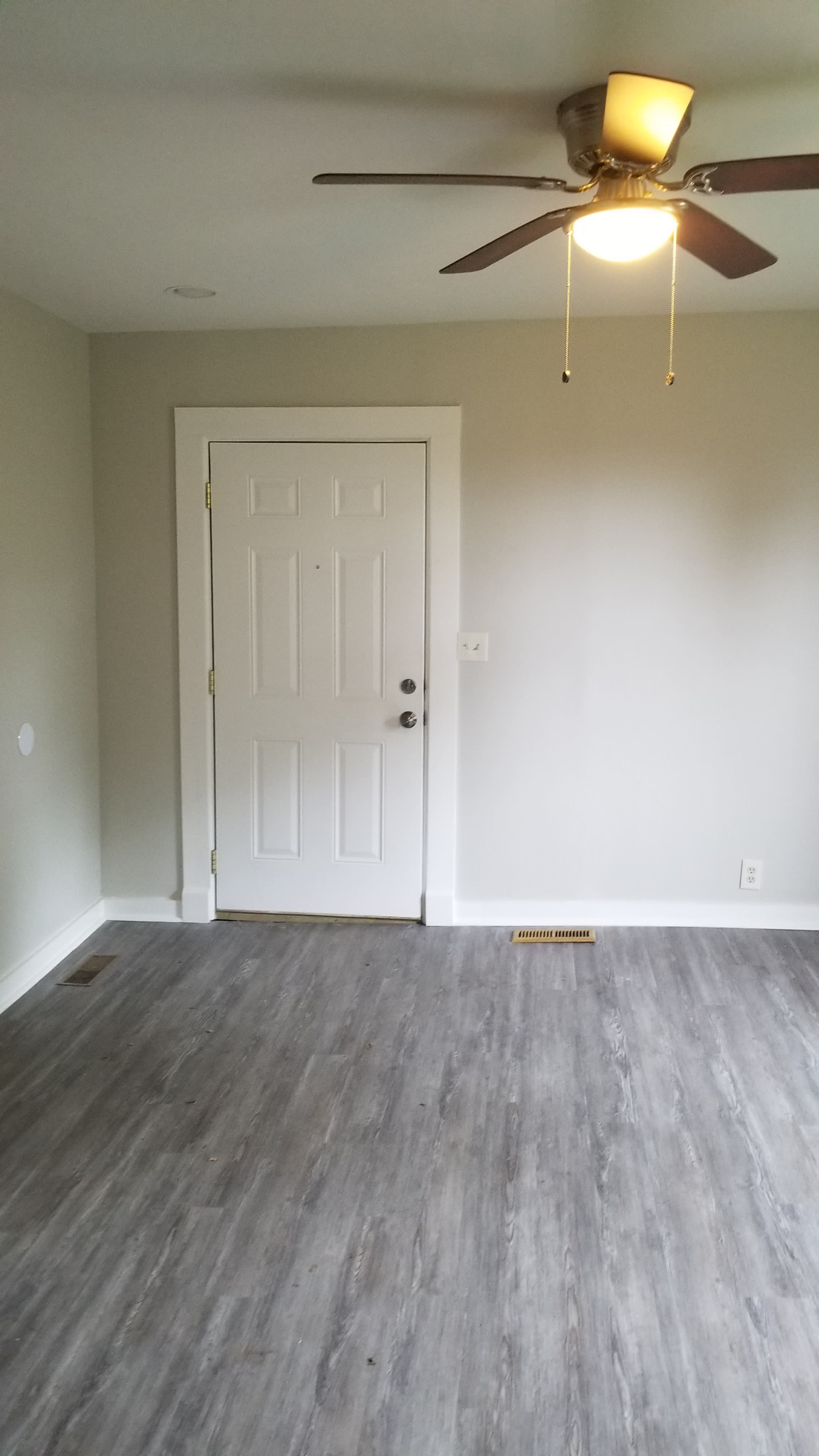 3001 Delaware Ave – photo 4
