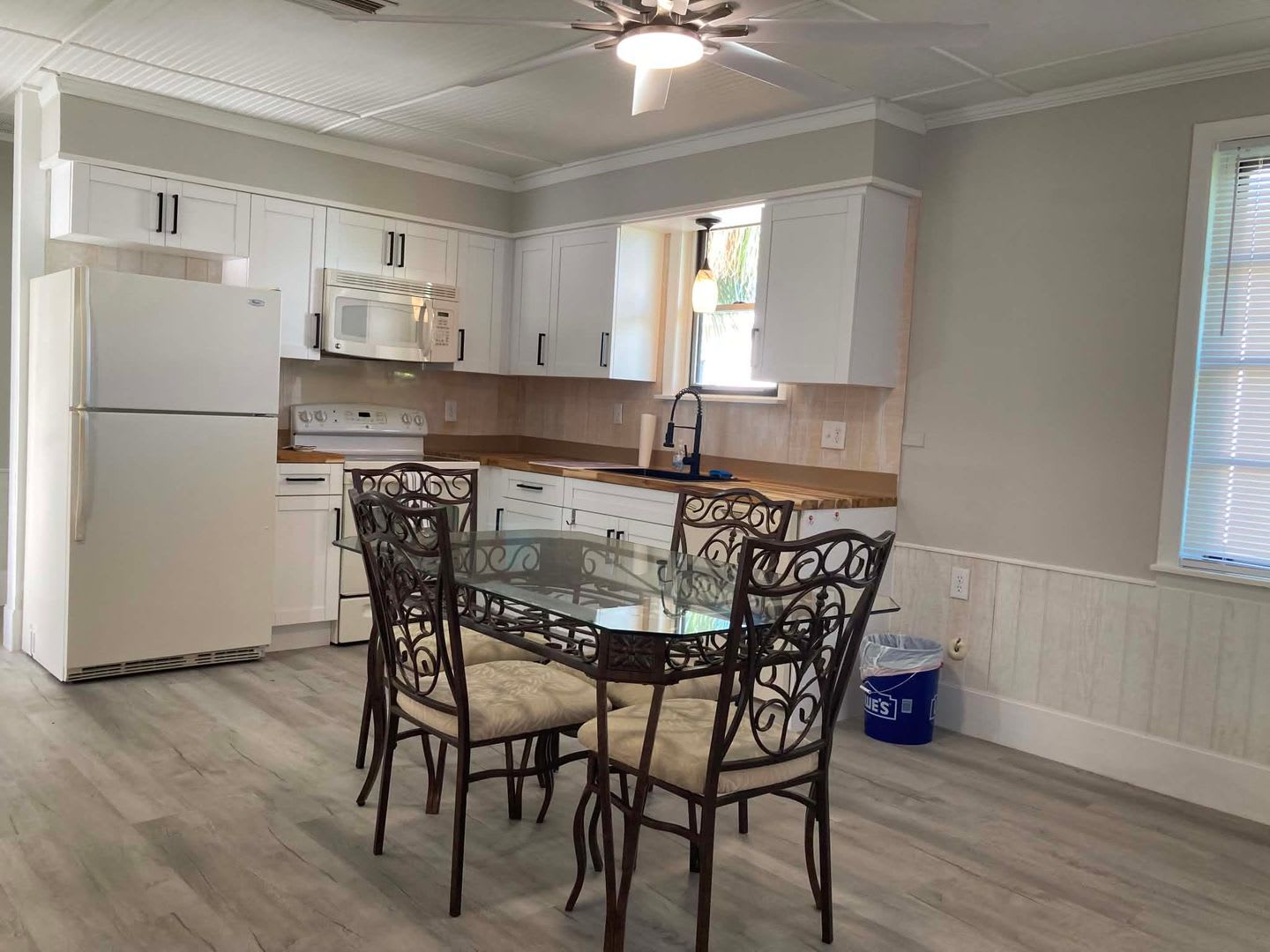 31 W Oakwood St – photo 2