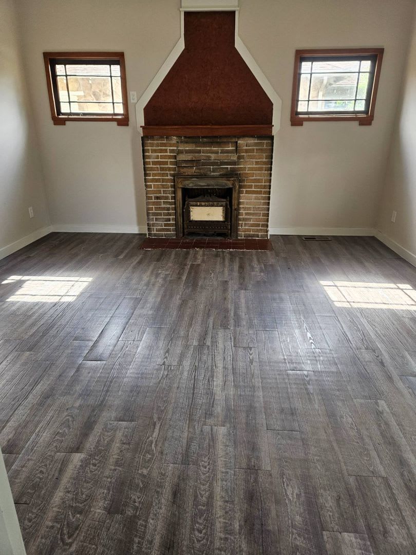 Charm, location and a great price! Do not pass this up – photo 4