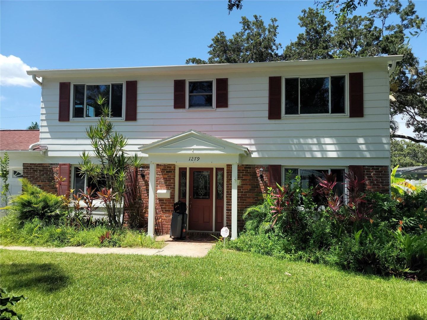 1279 86Th Ave N – photo 2
