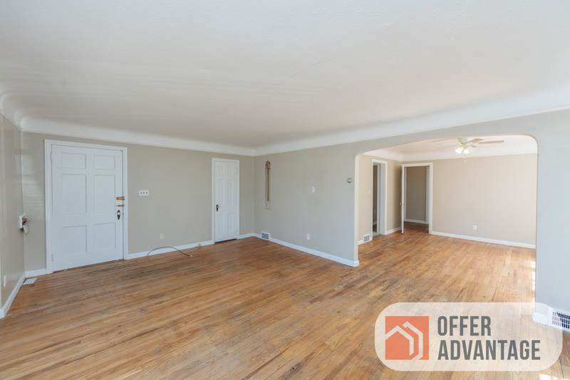 1469 Genesee Road Floor 1 – photo 3