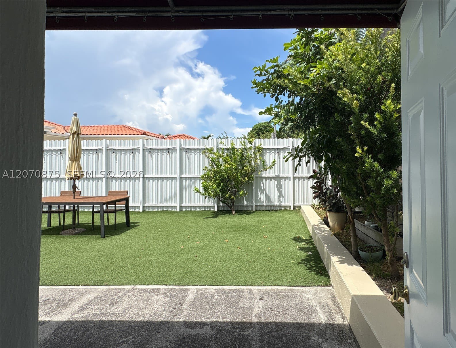4349 Sheridan Ave – photo 3