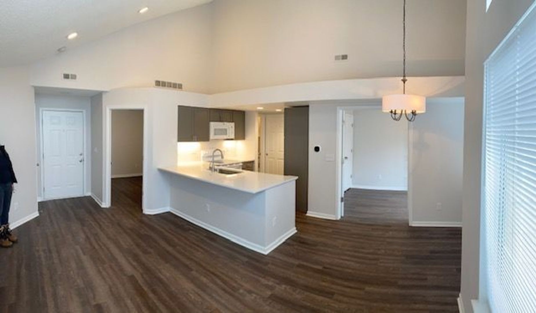 Bright Two Bedroom Condo At Powderhorn – photo 2