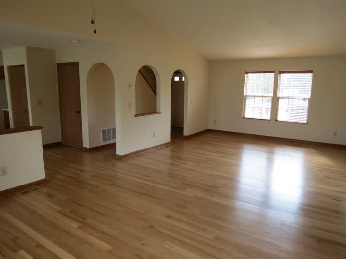 5451 Bentonhurst Court – photo 3
