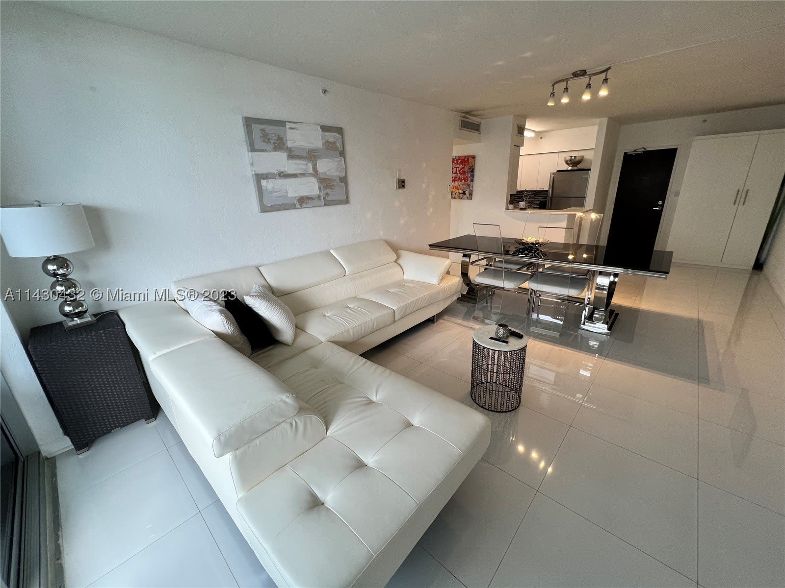 1500 Bay Rd – photo 2