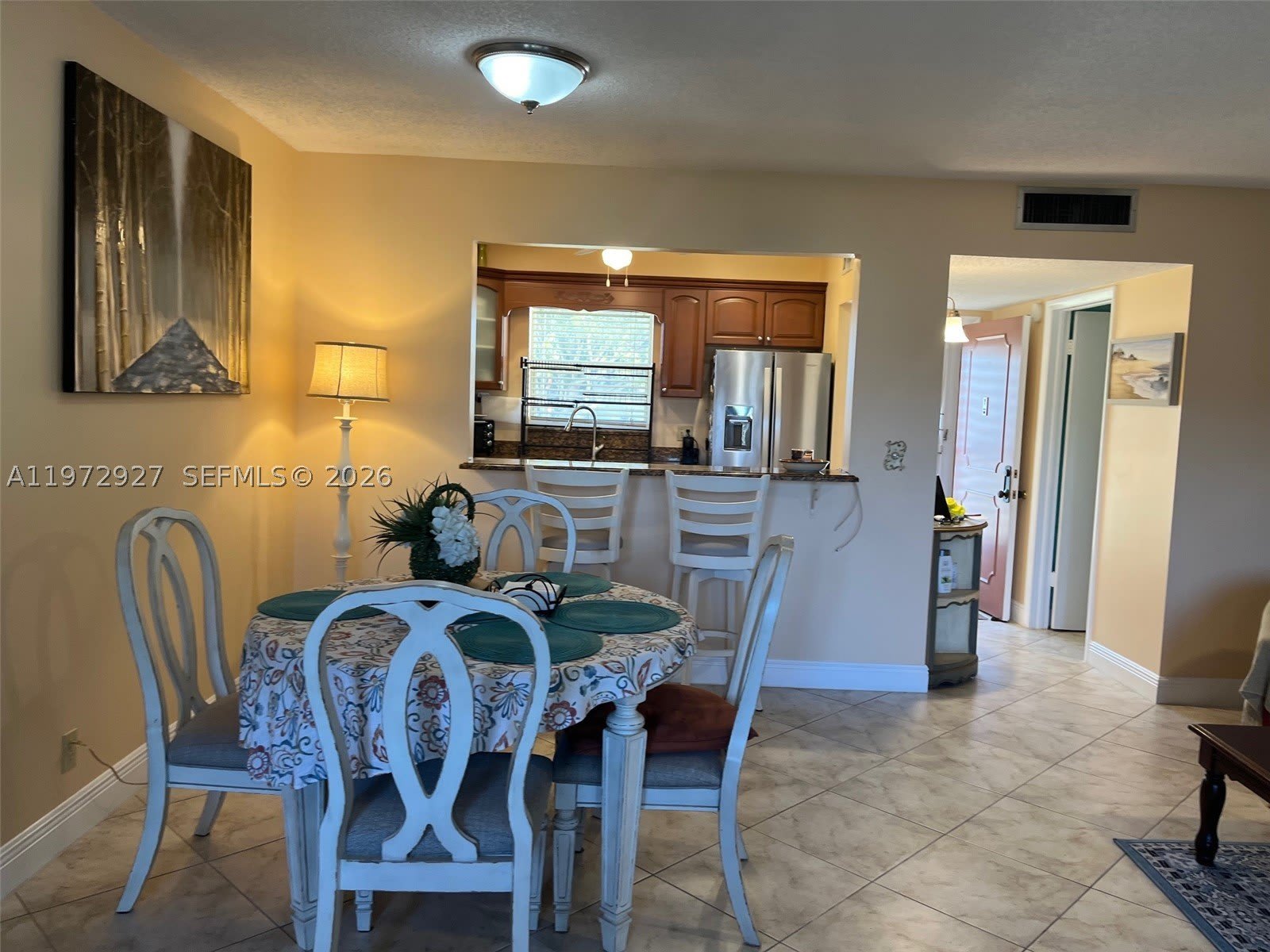 752 Lori Dr – photo 3