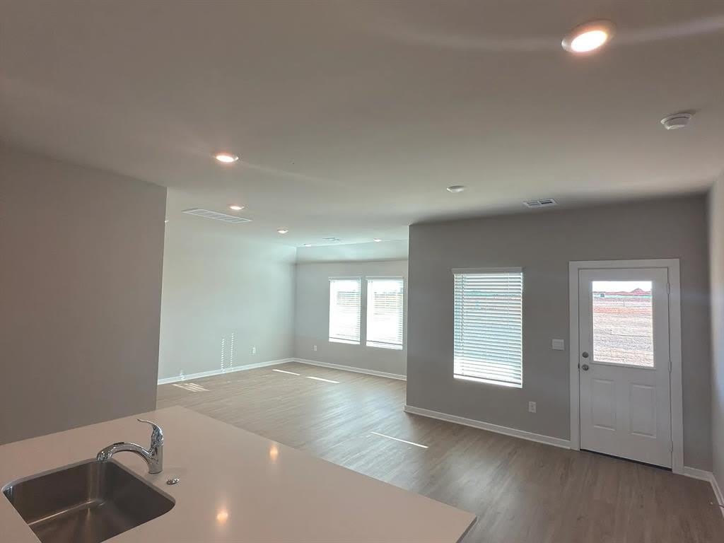 2924 Firefly Drive – photo 5