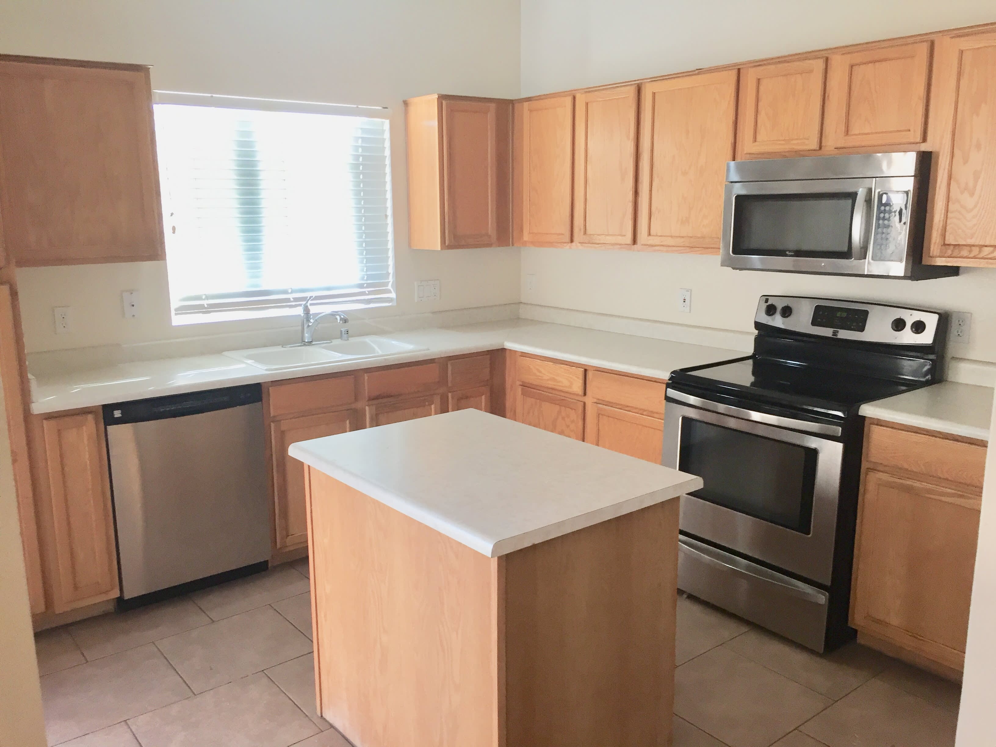 9323 W Harmony Ln – photo 3