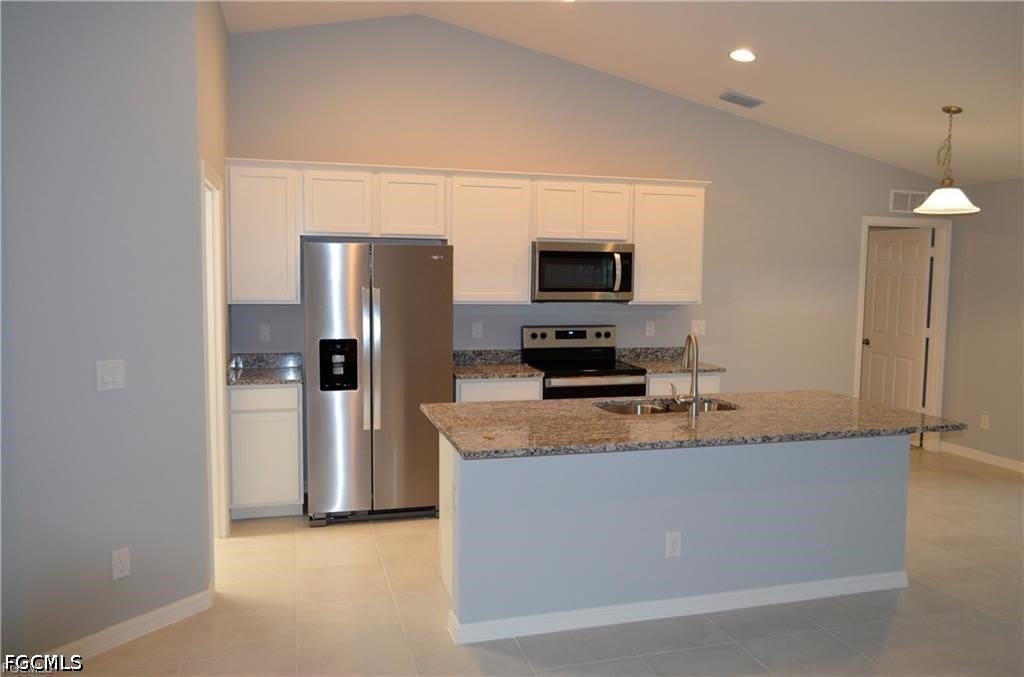 1127 NE 10th Street – photo 2